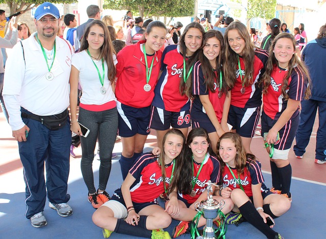 變得尤為突 變得尤為突